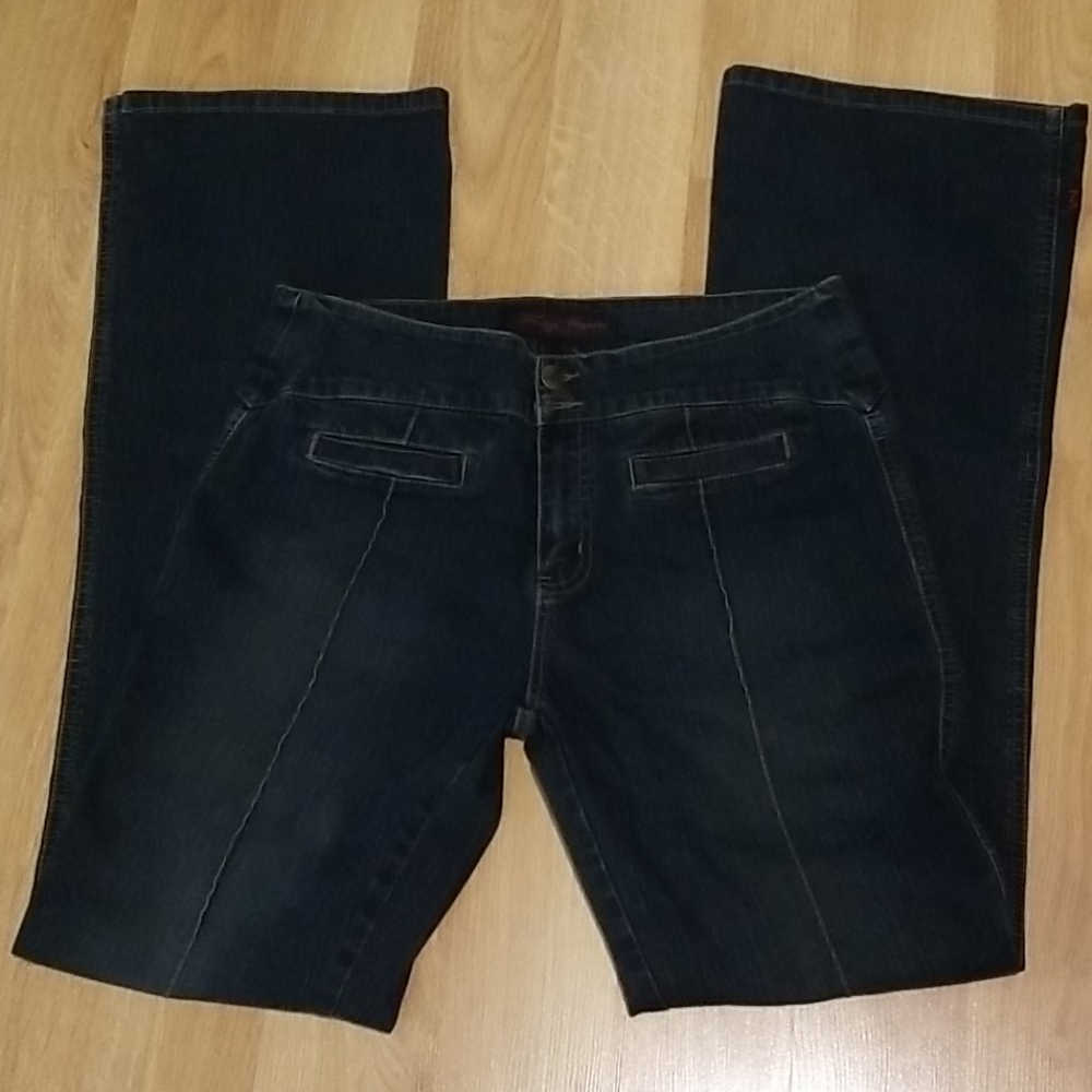 Foxy dark wash jean size 11